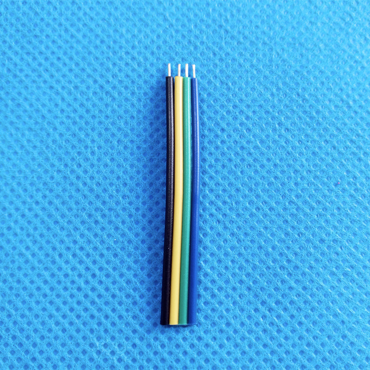 ����ֱ�� 7оͭ˿30�� ���̻ƺڲ��� 4P���������߲ļӹ� 0.8�⾶