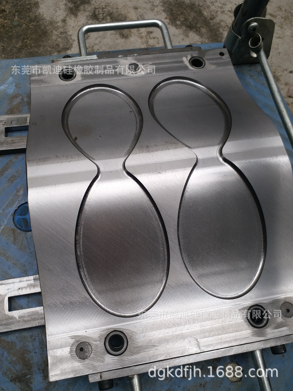 橡胶模 手机套模 酒瓶套模 鼠标套模 护套模 及产品加工 包胶模具