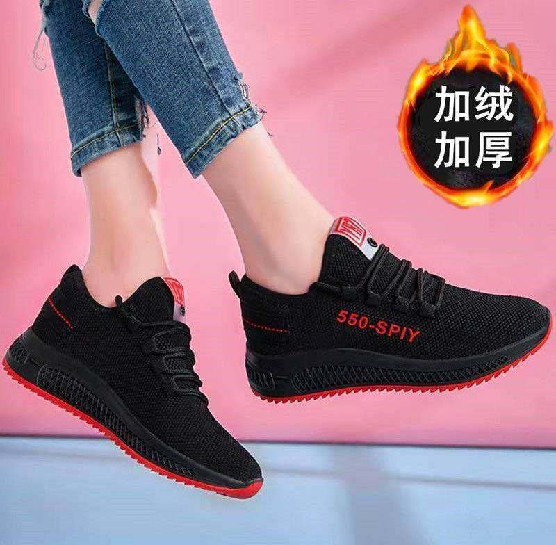 Winter warm old Beijing cloth shoes wome...