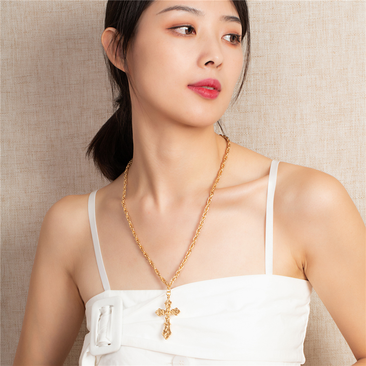 simple cross alloy necklace