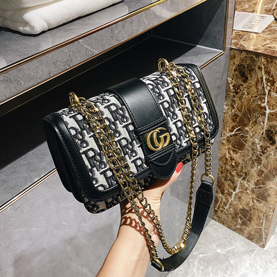 2020 new pattern Wave packet Korean Edition fashion One shoulder Diagonal chain Retro Small square package