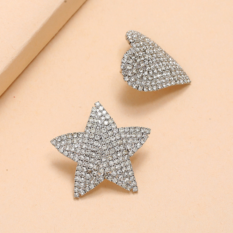 Fashion heartshaped star simple asymmetric full diamond alloy earringspicture2