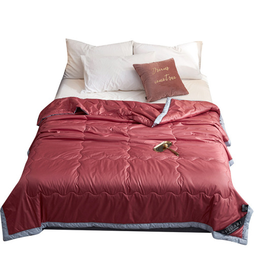 Washed silk summer quilt, sleeping naked, summer cooling quilt, solid color wholesale air conditioning quilt, washable single and double air conditioning quilt, gift quilt