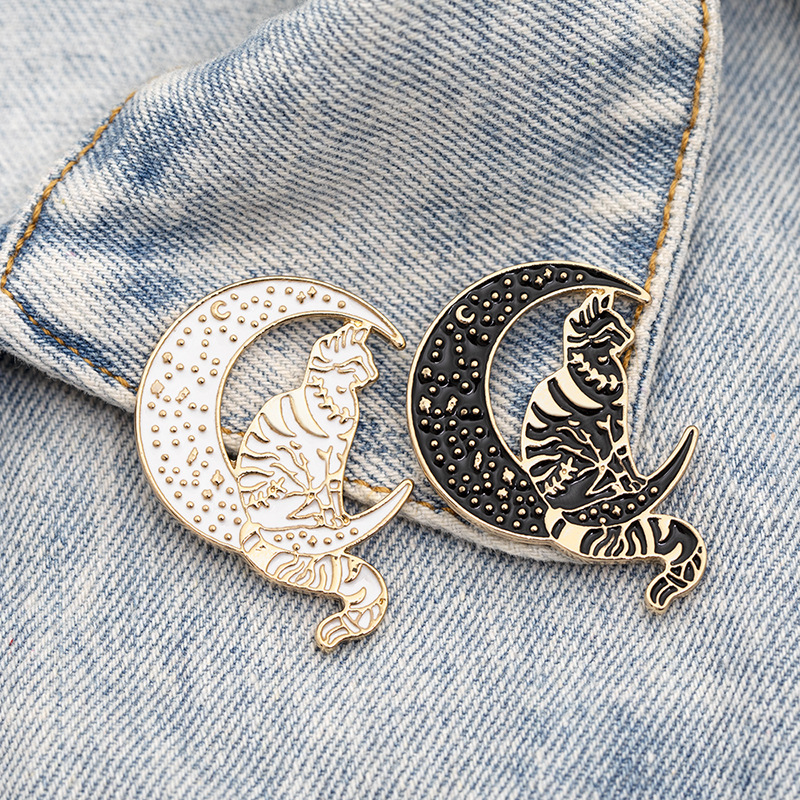 New Brooch Punk Style Cute Cat Brooch Sitting On The Moon Cowboy Badge Wholesale display picture 7
