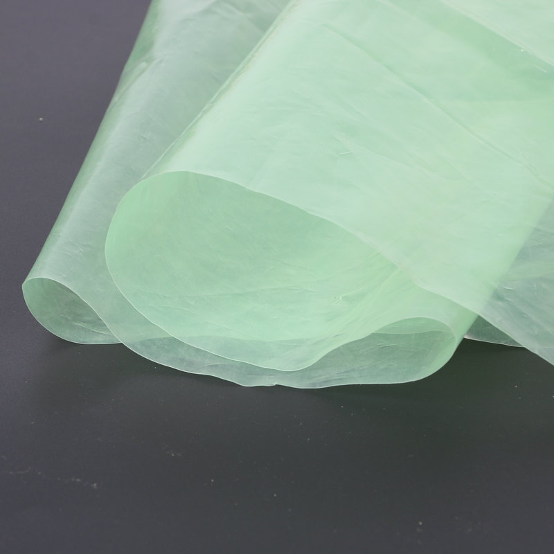 Venta al por mayor manzana verde coche a prueba de lluvia película de plástico a prueba de lluvia transparente a prueba de viento película hogar tela a prueba de lluvia