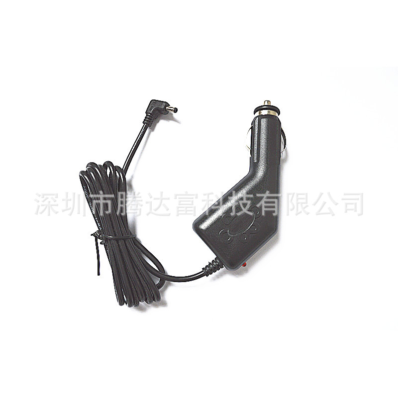 枪形带梅花车充5V1A