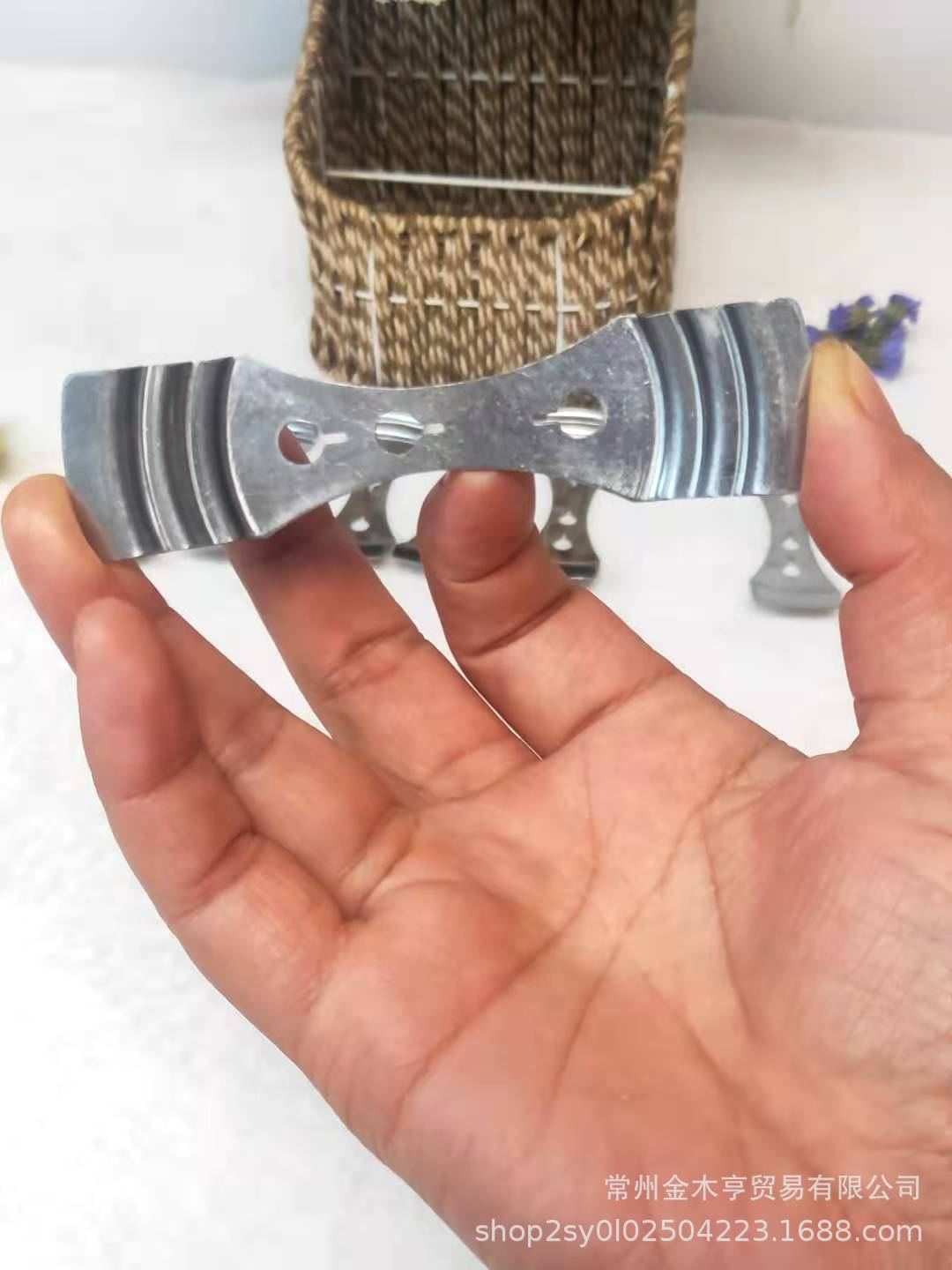 8421e4e5ec89a0273f58645d418888