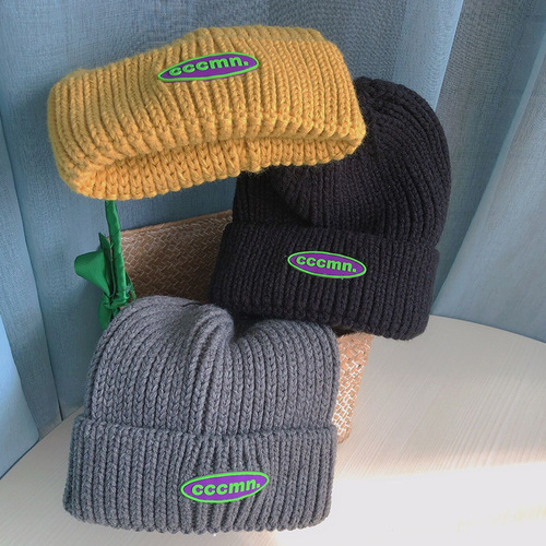 Hat women's letter rubber label autumn and winter versatile woolen hat student couple outdoor warm knitted hat Korean version cold hat for men
