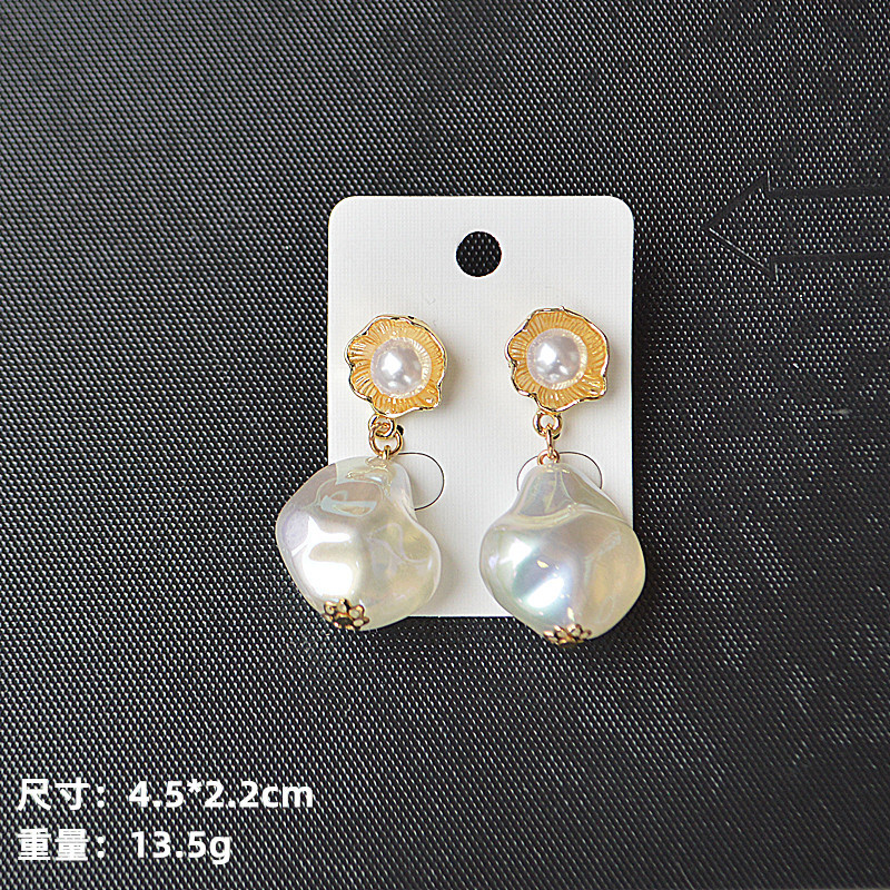 Geometric Pattern S925 Silver Needle Fashion Shell Beads Long Retro Pearl Earrings