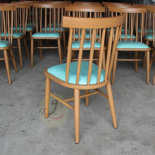 北欧实木餐椅现代简约家用餐厅牛角椅白蜡木轻奢网红全实木餐椅