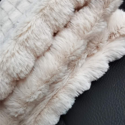 [direct deal] PV Fleece cutting and flower brushing South Korea velvet Single cashmere clothing Blanket Pillows Pets Supplies Flannel