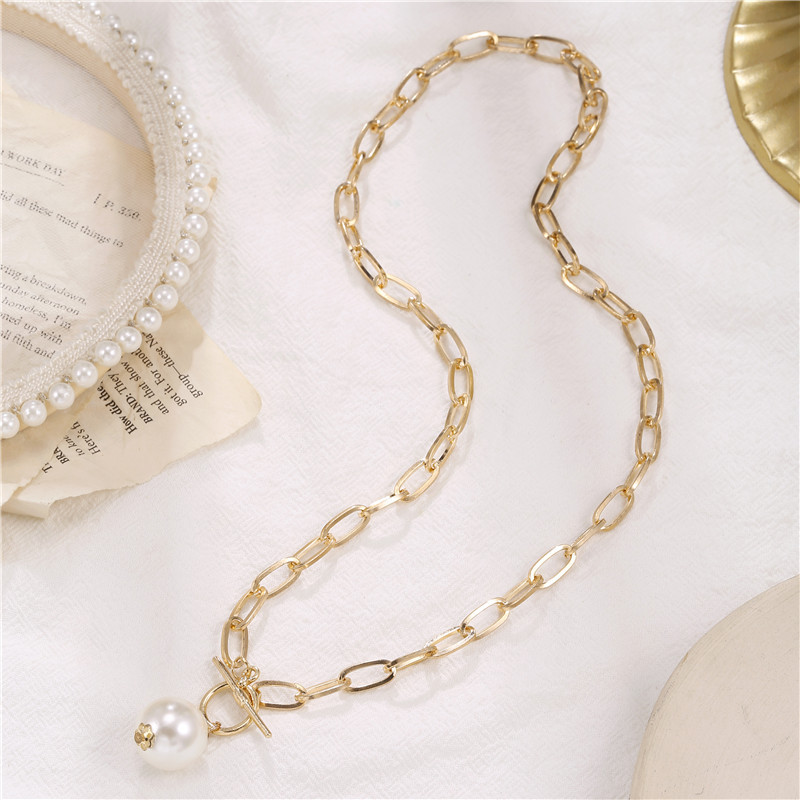 Retro Metal Chain Pearl Long Necklace display picture 5