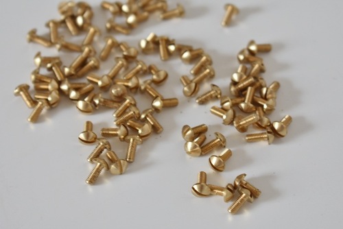 Accessories for musical instruments, Saxophone accessories, small copper screws for protective guards, repair accessories, factory direct sales