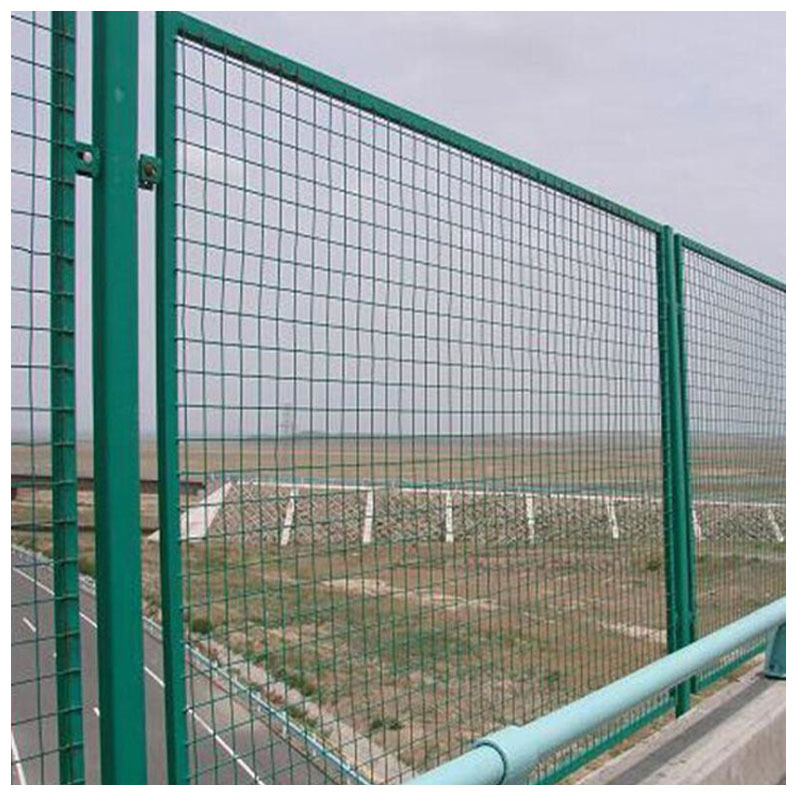 园林绿化锌钢护栏网围墙桃形柱果园围护钢丝网围栏庭院栅栏现货