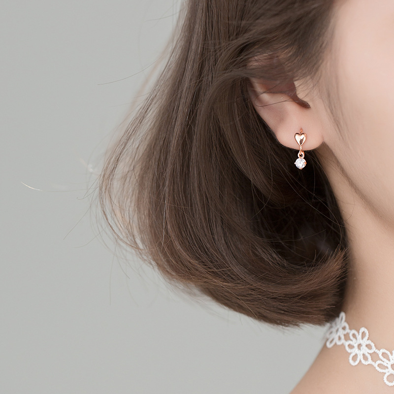 Eloch s925 plata dulce corto amor pendientes de moda diamantes de un solo aretes de aire aretes de regalo G6654