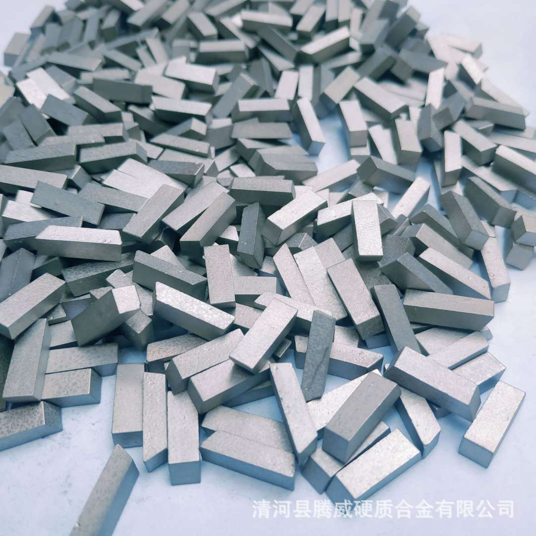 硬质合金焊接刀头切断切刀 切槽刀钨钢刀片 硬质合金刀片C304C305