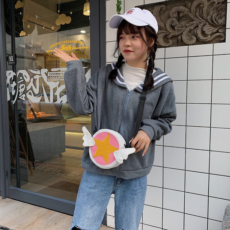 Japanisches Weiches Mädchen Anime Peripherie Niedlichen Cartoon Magic Sakura Leinwand Umhängetasche Mädchen Süße Lustige Persönlichkeit Tasche display picture 85