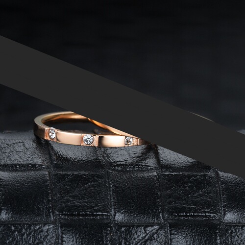 Korean Light Luxury Minimalist Diamond-Encrusted Ring Non-Fading Titanium Steel Zirconia Band Women's Ending Ring Knuckle Ring