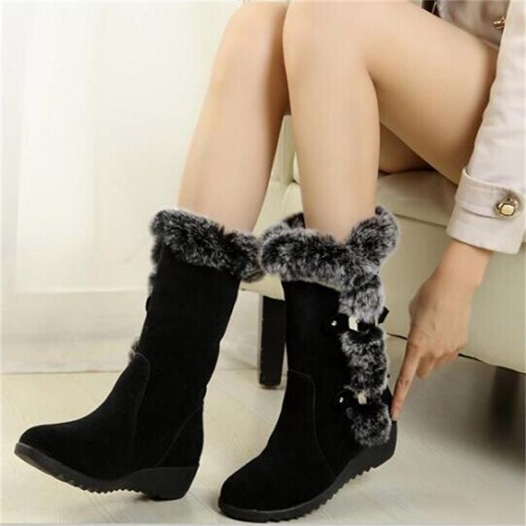 Foreign trade snow boots Women's thick bottom winter New imitation rabbit fur cotton boots metal decoration College mid-calf boots wholesale Foreign trade snow boots Women's thick bottom winter New imitation rabbit fur cotton boots metal decoration College mid-calf boots wholesale