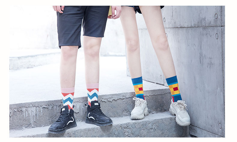 New Style Geometric Contrast Color Printing Tube Socks Wholesale Nihaojewelry display picture 4