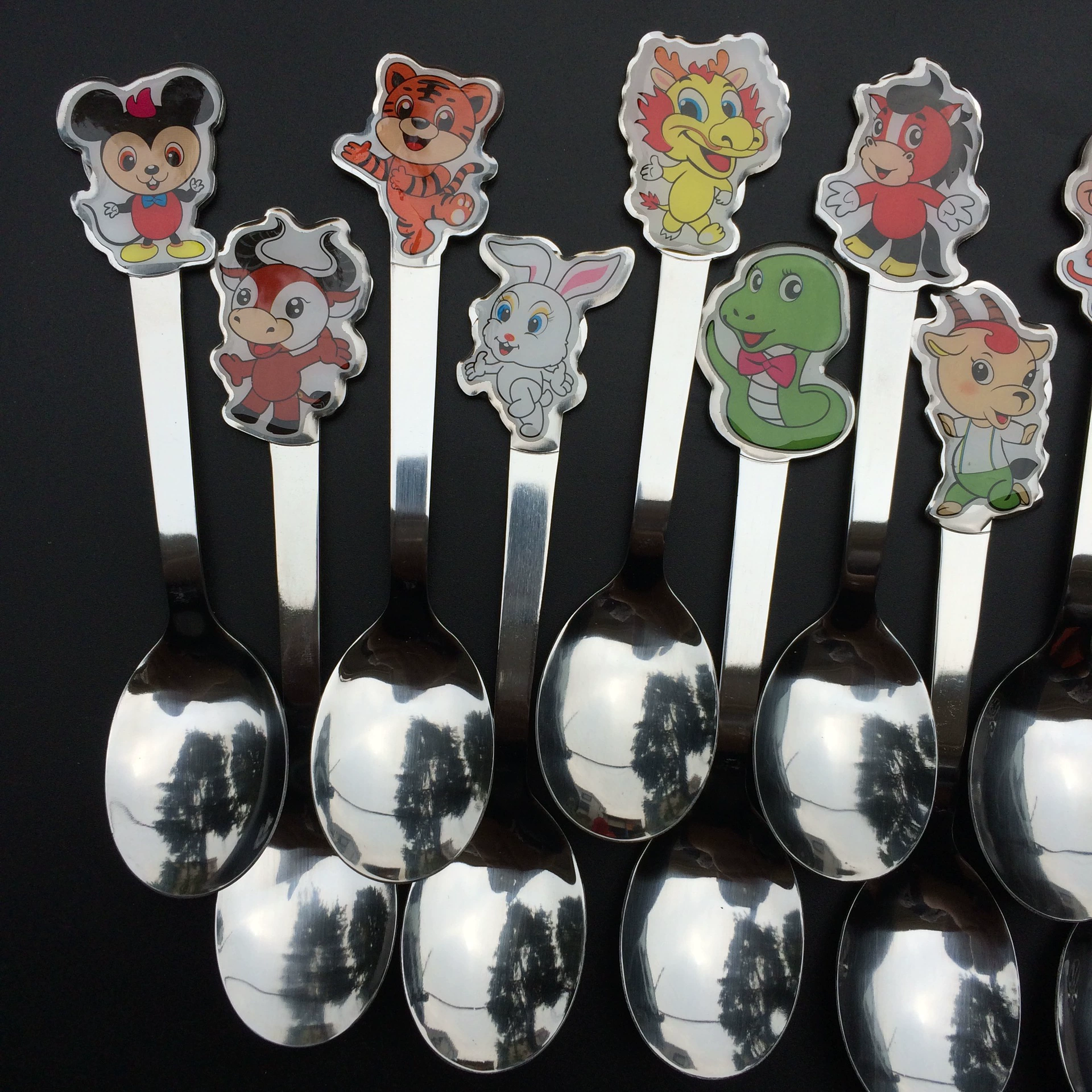 Wholesale Factory Direct Sales Stainless Steel Hotel Dao fork Spoon Taste Steak Spoon Cartoon Cartoon Twelve Zodiac Tableware Family Drink Sketch Spoon