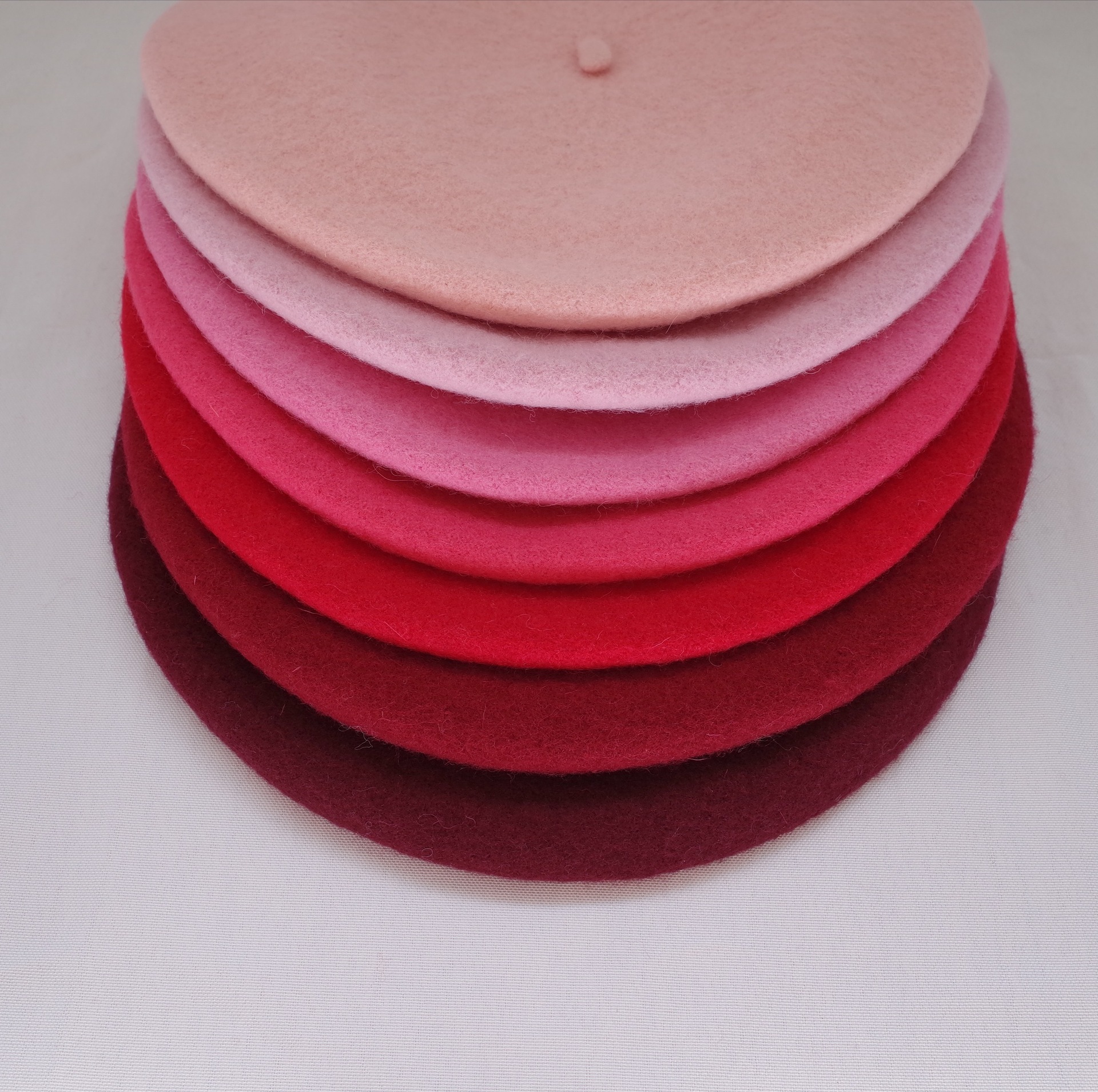 Unisex Wool beret Autumn-winter vintage woolen painter's hat Winter hat Lady's bud hat_voghion.com