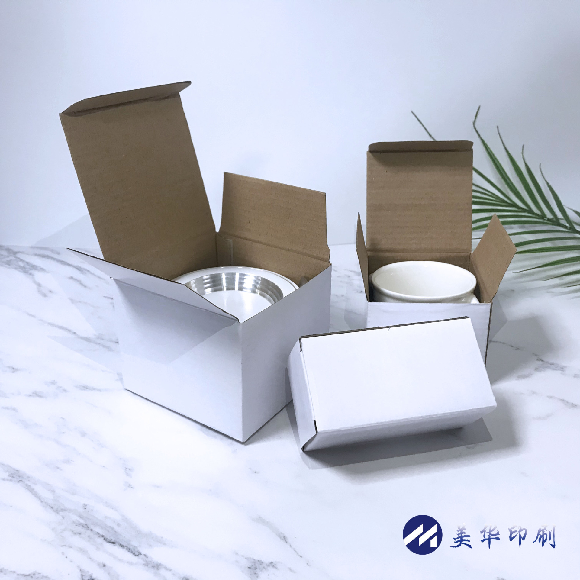 正方形瓦楞白色包装盒白盒现货杯子盒中性礼品盒彩印定制印刷logo