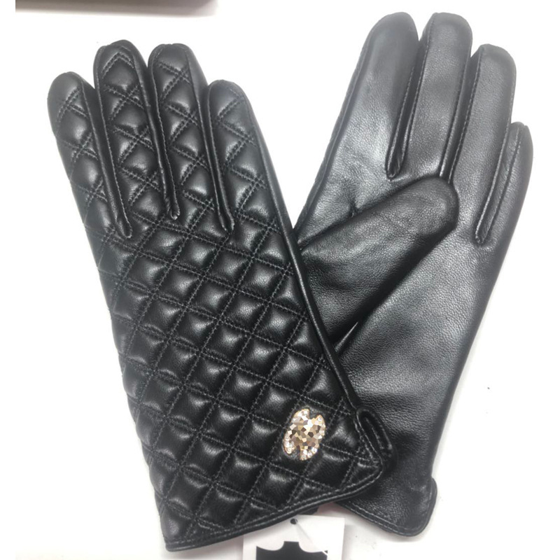 ����������ƤŮʿ�����ﳵ����������δ�������ů��Ƥ��������