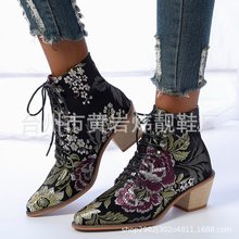 新品女式刺綉皮靴批發外網粗跟綉花高跟馬丁靴現貨大碼民族風女靴