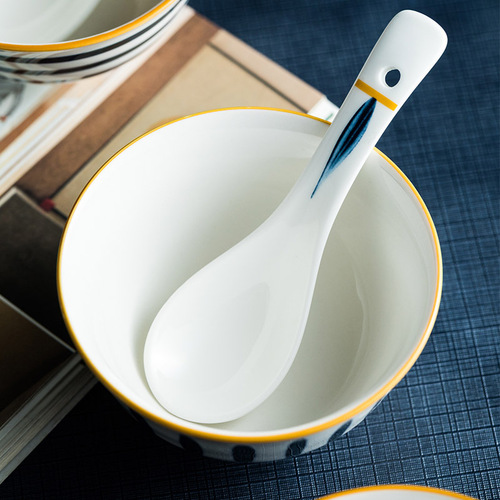 Wholesale Japanese tableware ceramic small soup spoon creative internet celebrity style