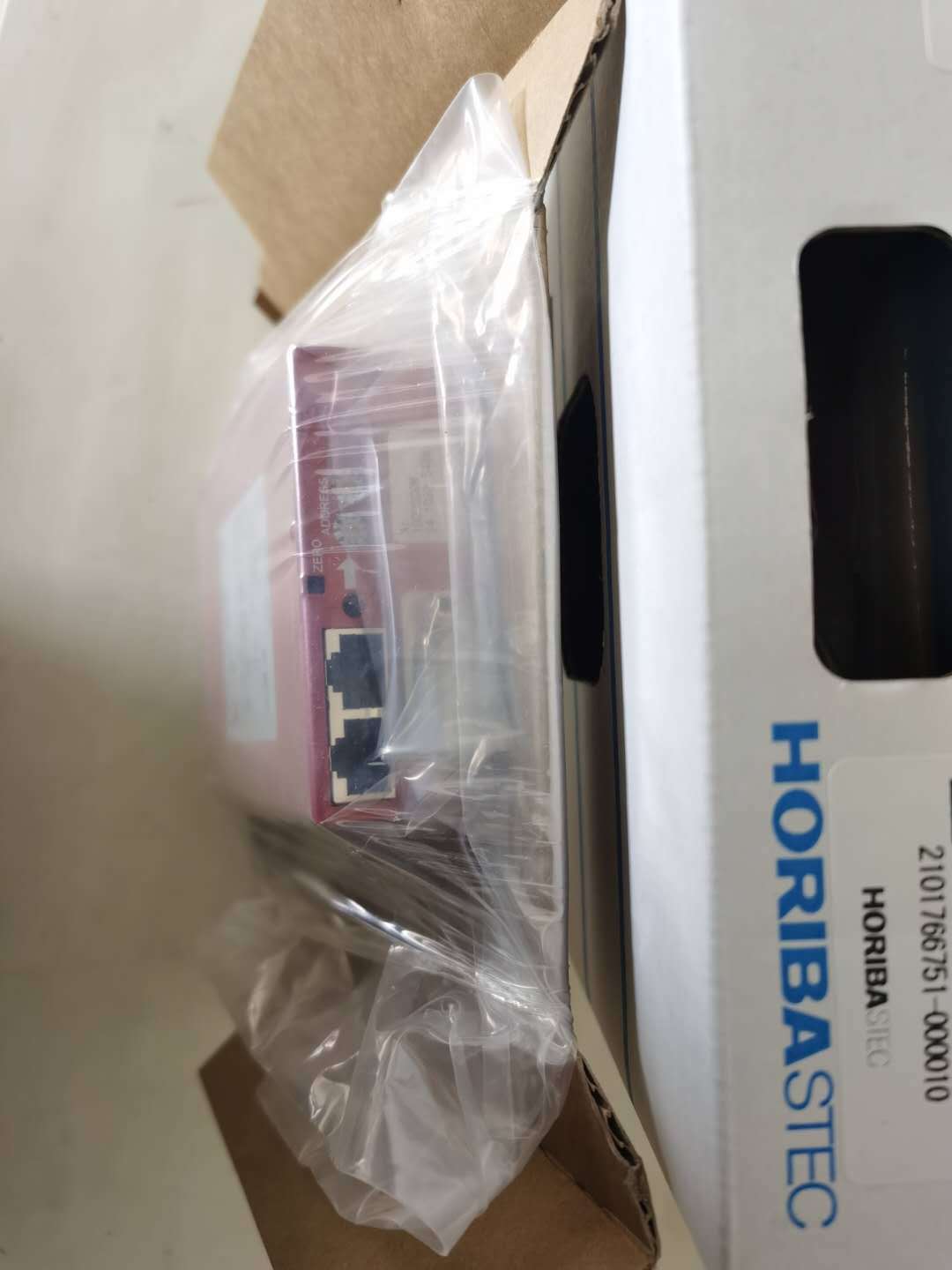 HORIBA STEC SEC-N144MGX 数字式气体质量流量控制器