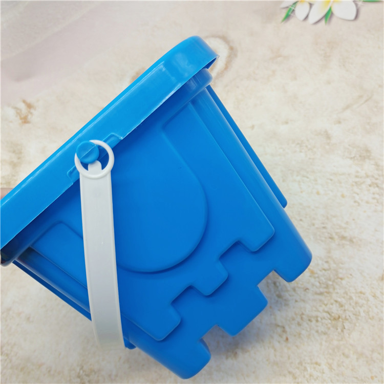 B58352E499B05860A57C56F9FF3B56