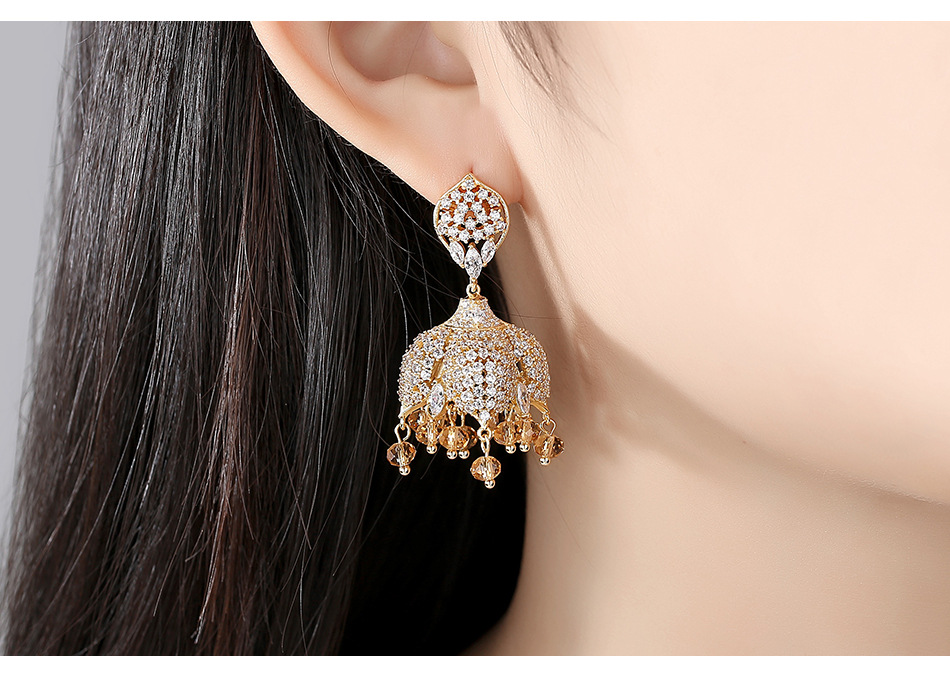 New Creative Tassel Pearl Pendant Bell Earrings Ethnic Earrings Wholesale Nihaojewelry display picture 3