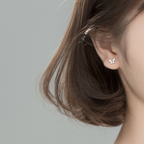 s925银针可爱森系小蝴蝶耳钉韩版学生气质淑女镶钻养耳洞耳饰女