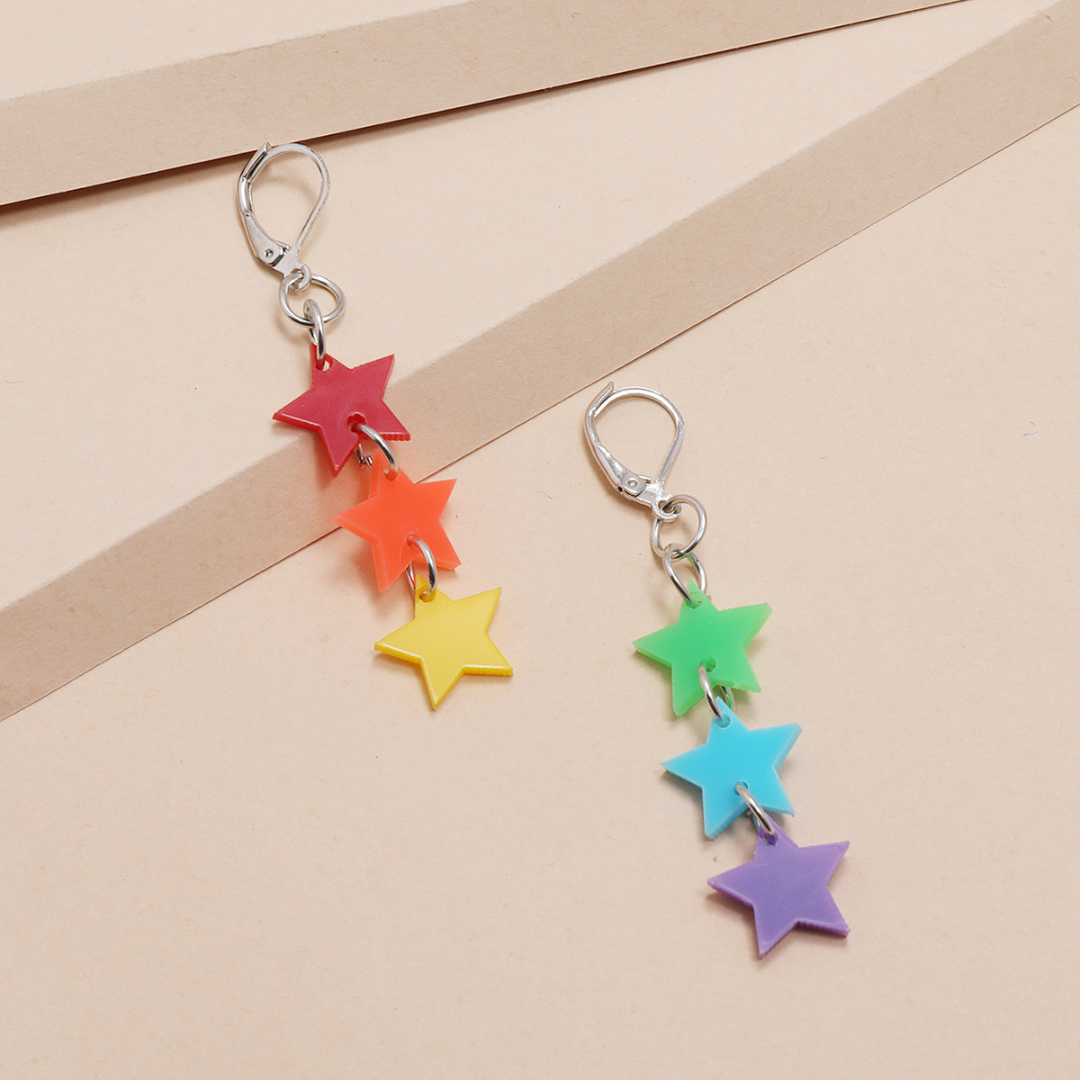 New Style Keychain Hanging Ring Red Orange Yellow Green Blue Purple Acrylic Tassel Star Five-pointed Star Earrings display picture 4