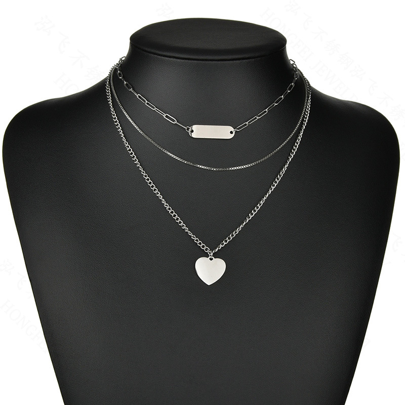 Fashion Love Clavicle Chain For Women Simple Heart-shaped Multilayer Pendant Necklace Stainless Steel New Tide Jewelry Nihaojewelry display picture 4