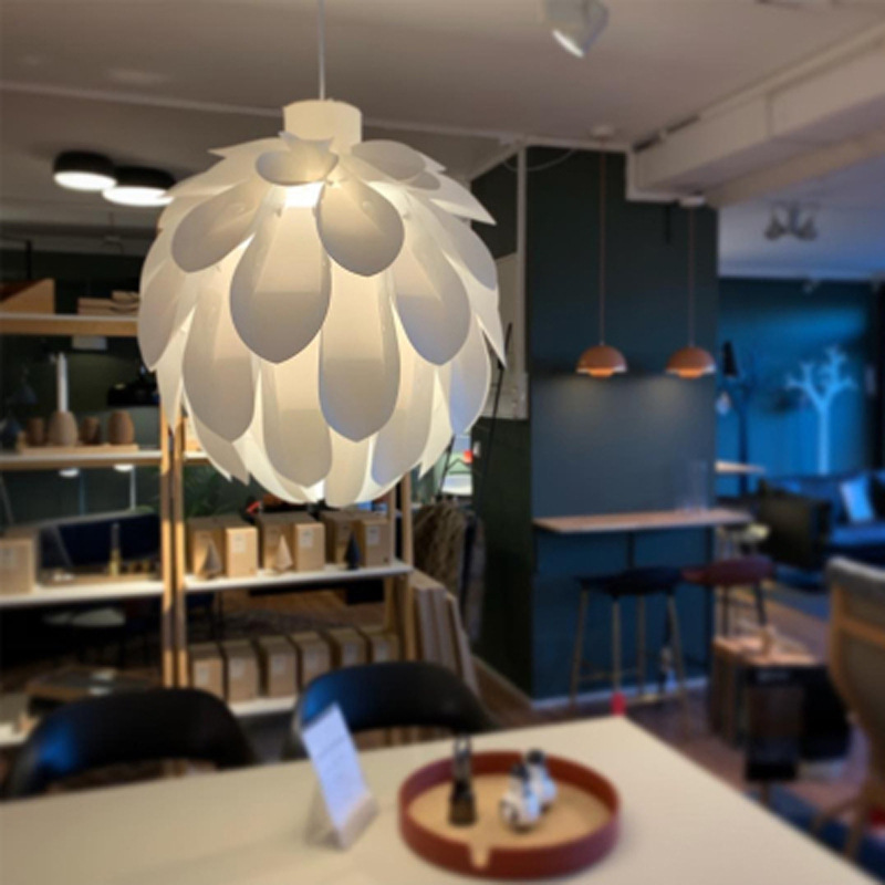 丹麦进口松果吊灯北欧现代简约创意艺术卧室客厅餐厅网红花瓣吊灯|ms