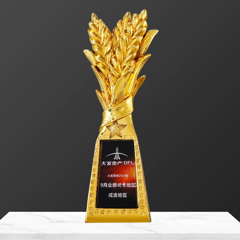 Новый резиновый золочёный кубок для годовой встречи Награды Выдающийся сотрудник Креативный проект Конкурс креативных проектов Награды Награды Награды