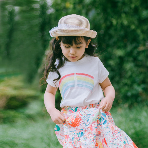 Summer children's rainbow white T-shirt