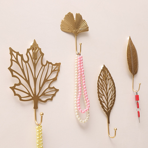 Nordic metal leaf hook ins style creative cloakroom model room entry key rack leaf hook decoration