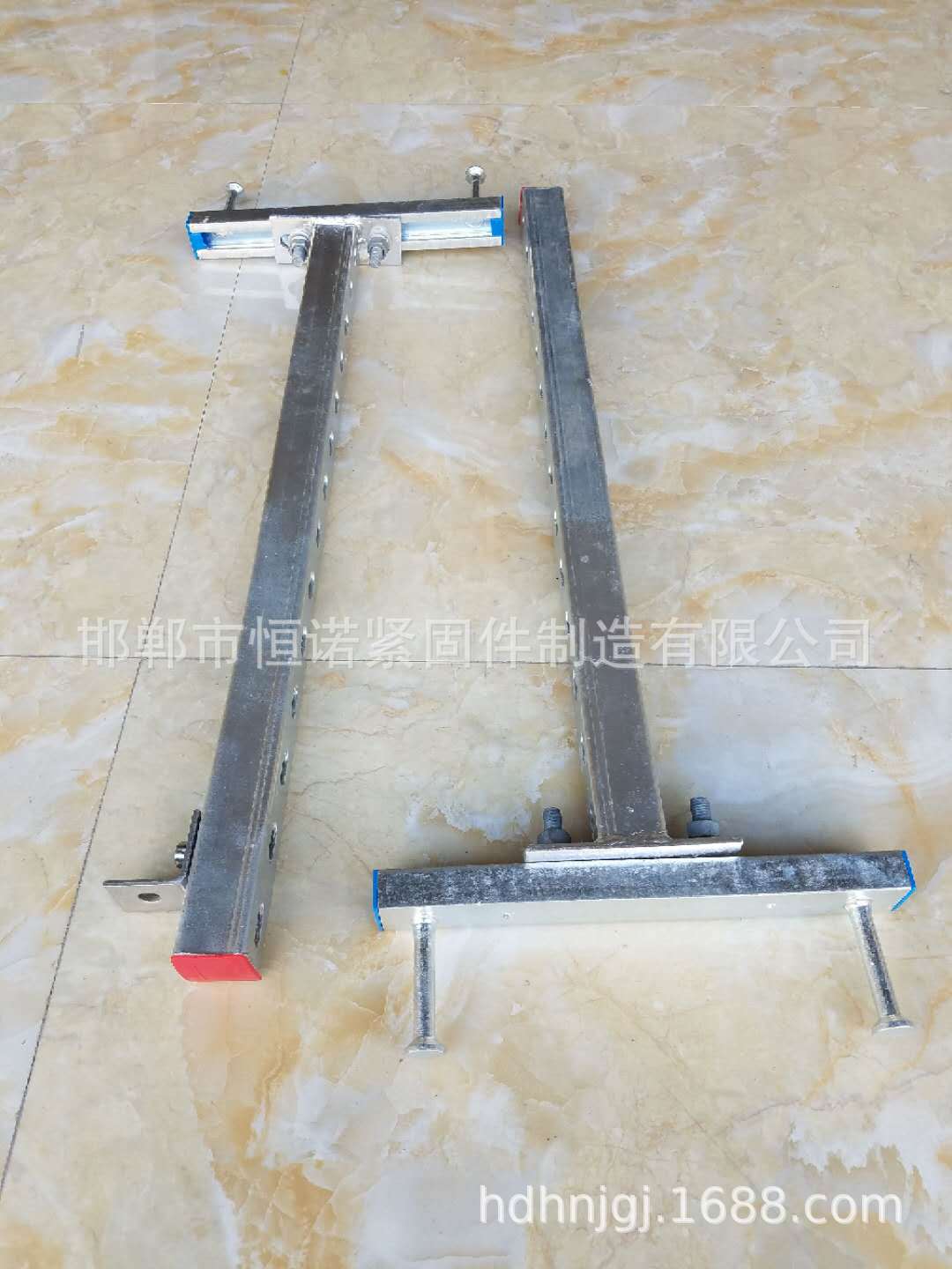 冷弯镀锌管廊托臂 热镀锌预埋槽钢 带齿哈芬槽式预埋件厂家供应