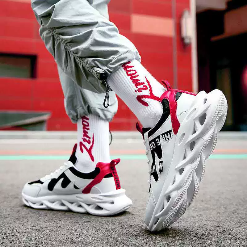 Men's demi-season footwear, breathable sports shoes for leisure, 2020, Korean style, for running