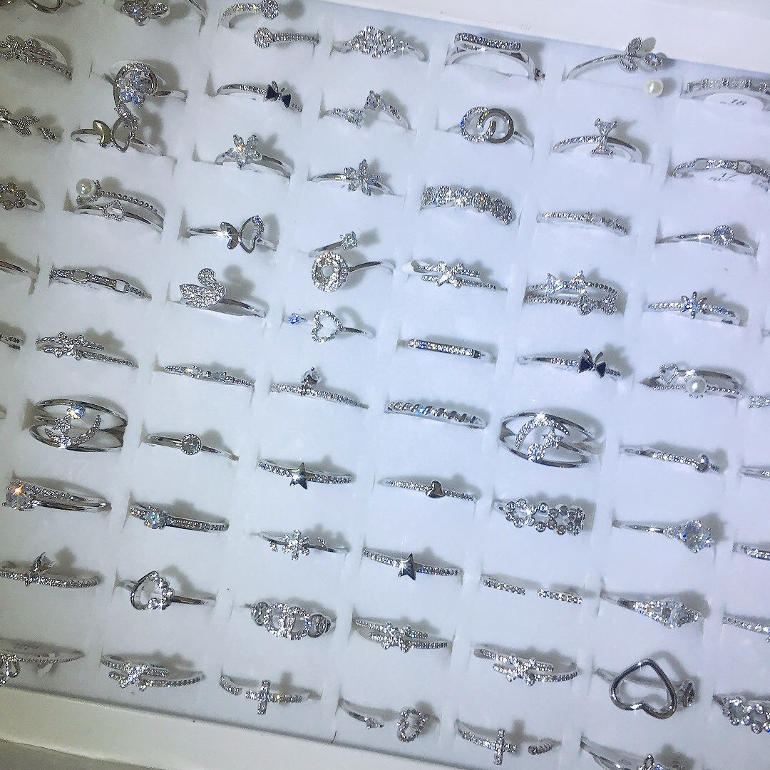 Designer ring voor dames met zirkonia stenen verguld uniek_voghion.com