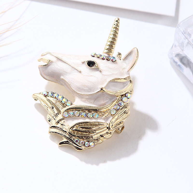 yeni tek boynuzlu at başı masal tarzı romantik kız emaye elmas damla yağ broş korsaj nokta_voghion.com