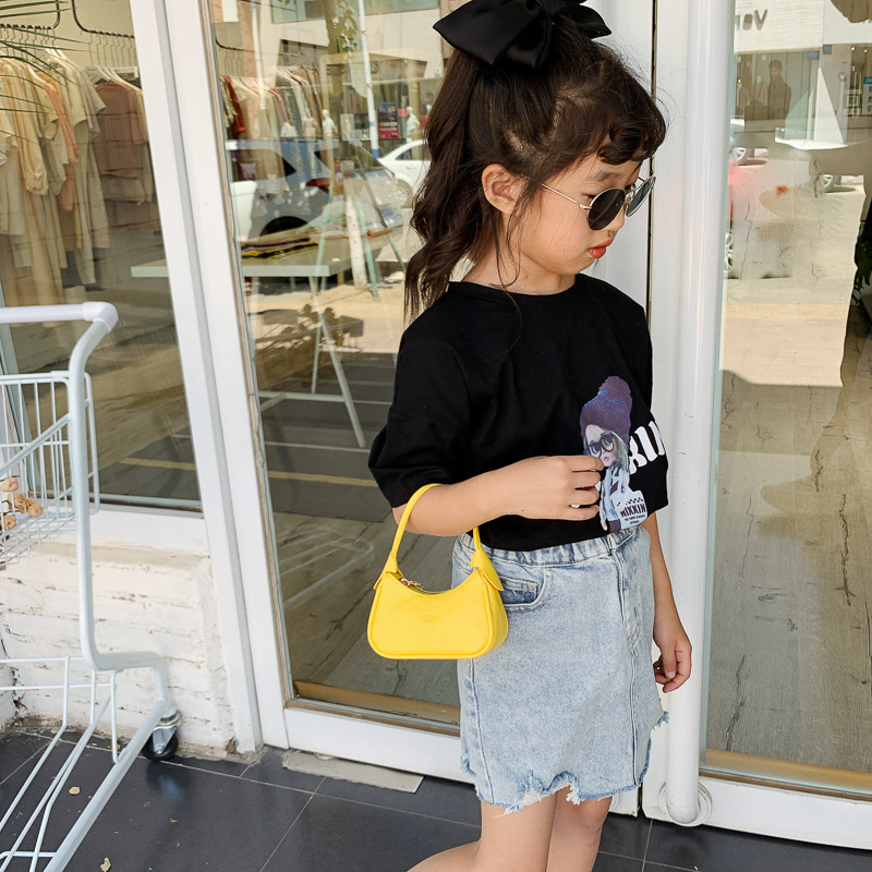 Bolso de las axilas de los niños 2021 nuevo mini bolso de mano bolso de hombro baguette estilo occidental moda todo partido bolso de niños y niñas