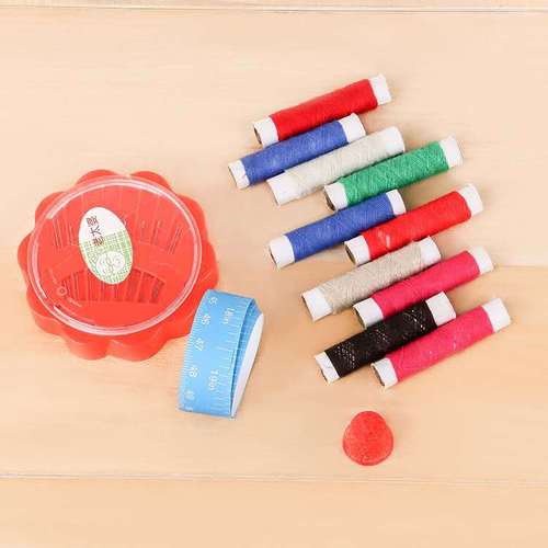2 Yuan Store Sewing Box Old Woman Hand Sewing Needle Sewing Kit Sewing Treasure Box Free Tape Measure Thimble Manufacturer Wholesale