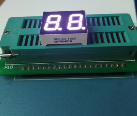 方舟ARK SN760401W/16白色0.4英寸数字显示管二位共阴数码管12V