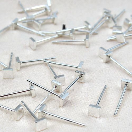 S925 sterling silver four-leaf clover earrings for women, simple ear sticks, men's compact ear piercing earrings, love earrings, silver jewelry