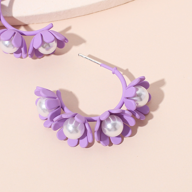 8g Weight Earrings Classification Wedding, Travel Occasion Flower Pattern Women'S Gender Rose Red, Purple, Green, Yellow Color Hot Sale Korea Candy Color Cute Flower Earrings C-shaped Wreath Childlike Pearl Earrings Wholesale Nihaojewelry 9
