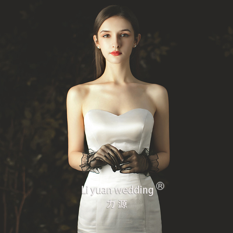 12790457224_1518739501